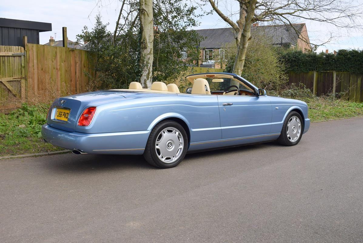 Used Bentley Azure 2006 for sale - 76592715: Photo 37