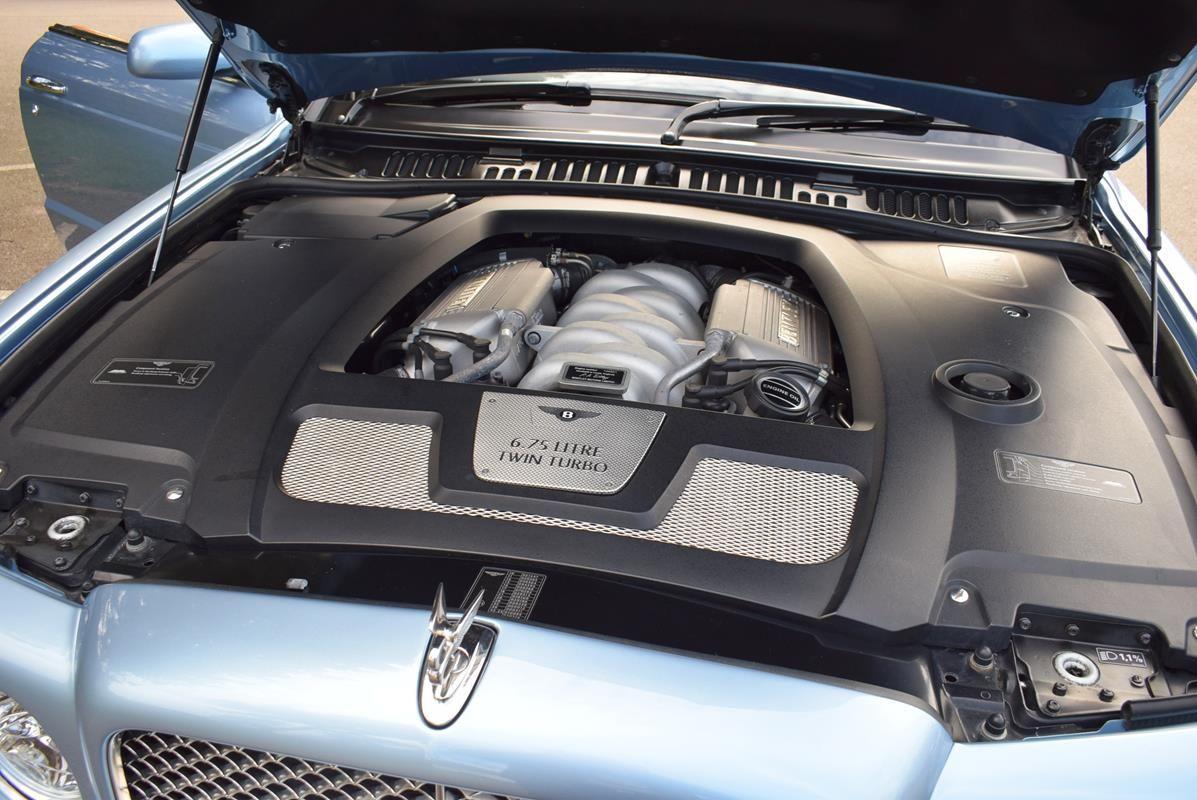 Used Bentley Azure 2006 for sale - 76592715: Photo 49