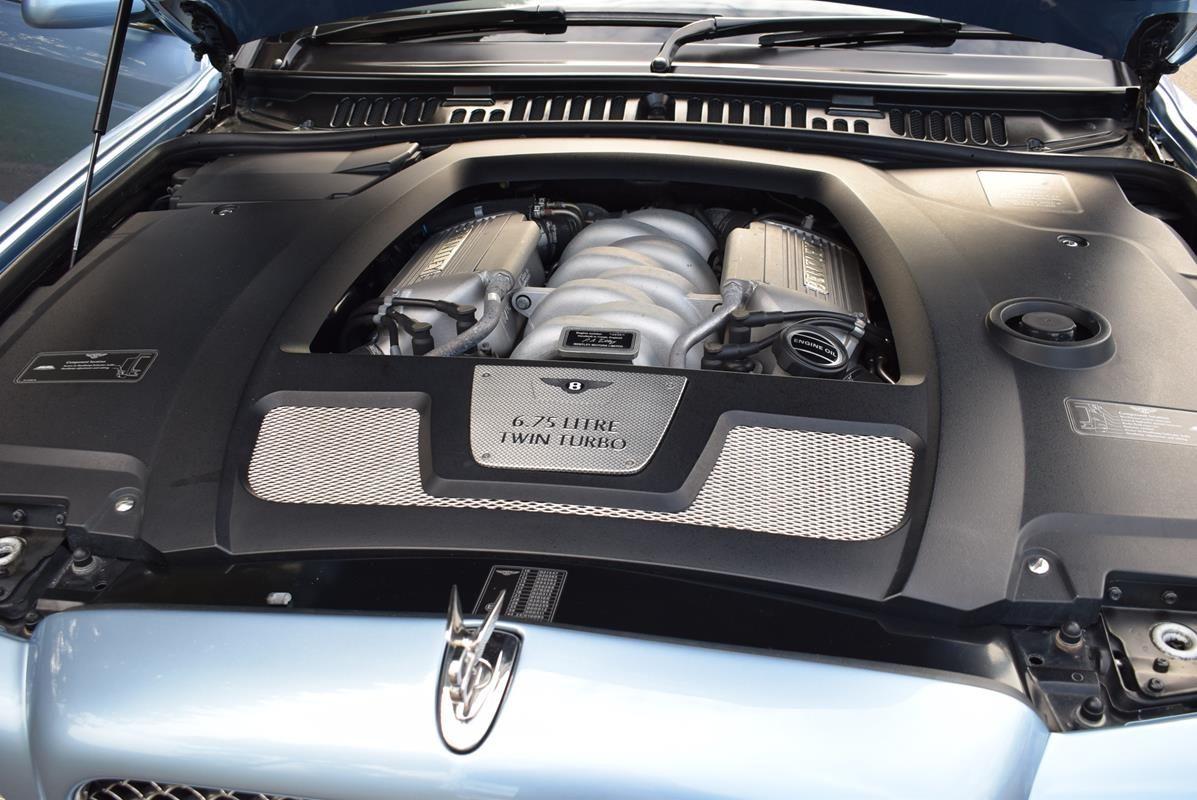 Used Bentley Azure 2006 for sale - 76592715: Photo 50