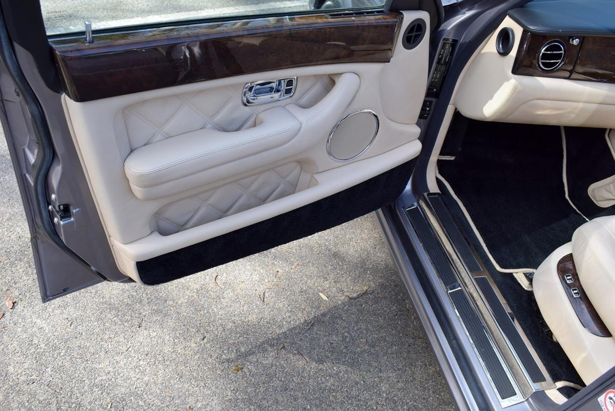 Used Bentley Arnage 2005 for sale - 78058339: Photo 25