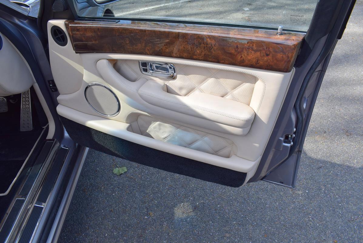 Used Bentley Arnage 2005 for sale - 78058339: Photo 8