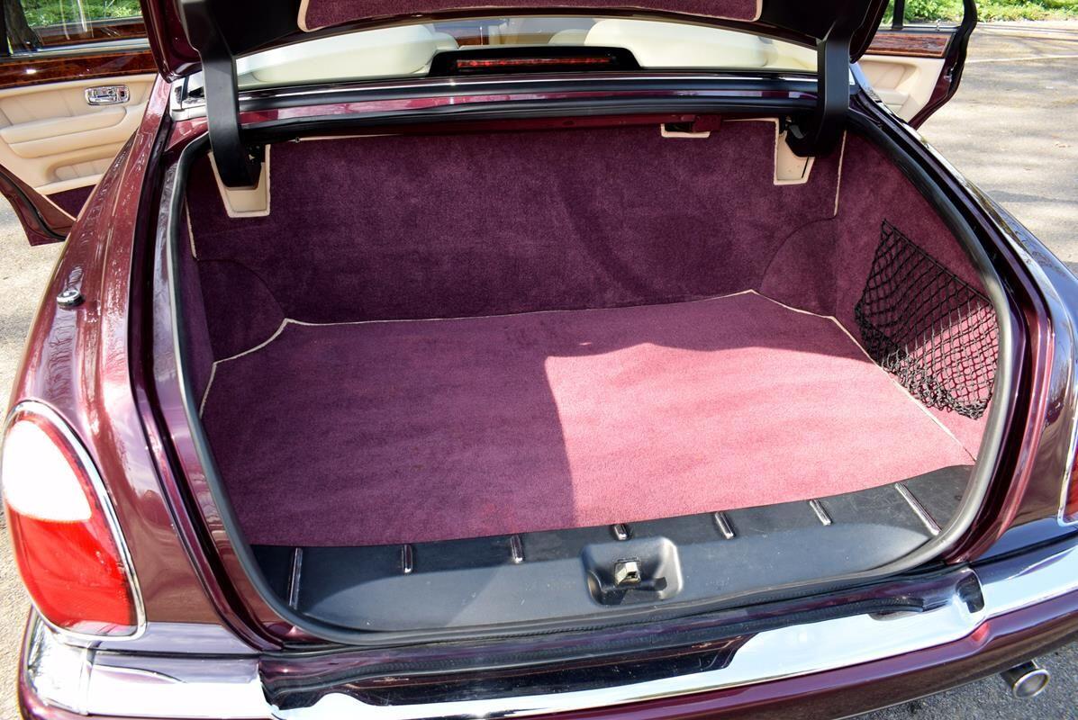 Used Rolls-Royce Silver Spur 1998 for sale - 78058556: Photo 52