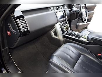 Used Land Rover Range Rover 2016 for sale - 78830521: Photo