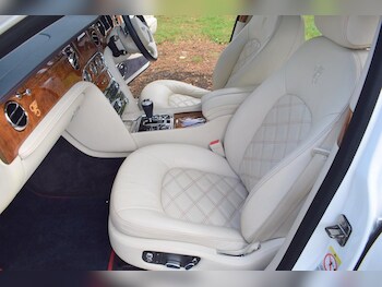 Used Bentley Mulsanne 2015 for sale - 75926824: Photo