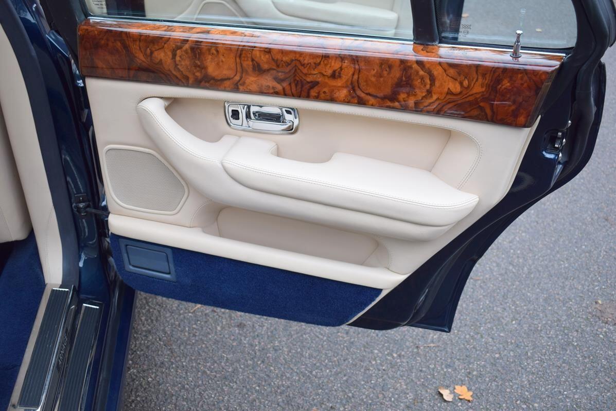 Used Bentley Arnage 2000 for sale - 76935950: Photo 43