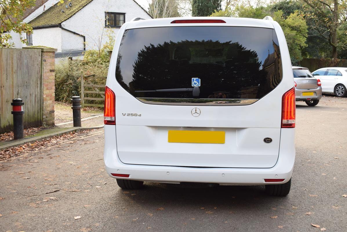 Used Mercedes-Benz V-Class 2018 for sale - 76824116: Photo 32