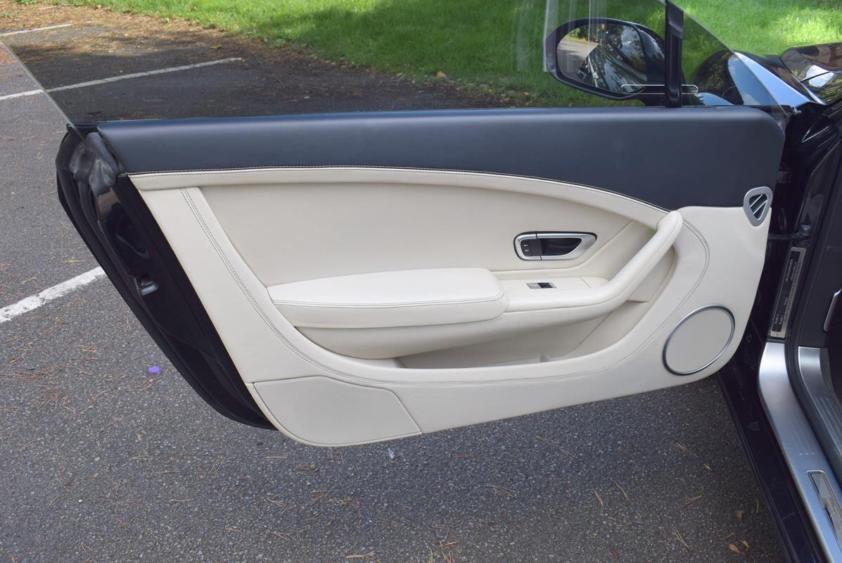 Used Bentley Continental 2012 for sale - 76592160: Photo 21