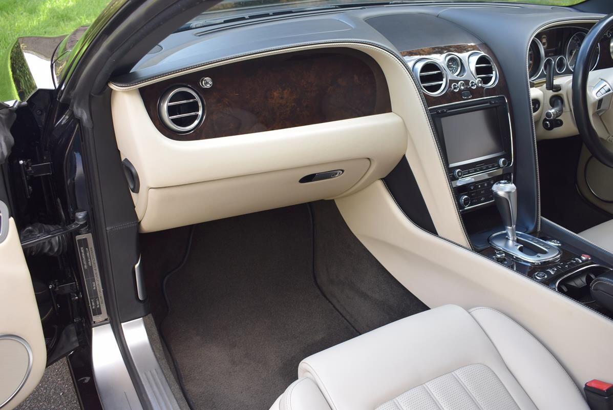 Used Bentley Continental 2012 for sale - 76592160: Photo 26