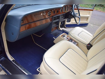 Used Rolls-Royce Silver Spirit 1988 for sale - 76991555: Photo