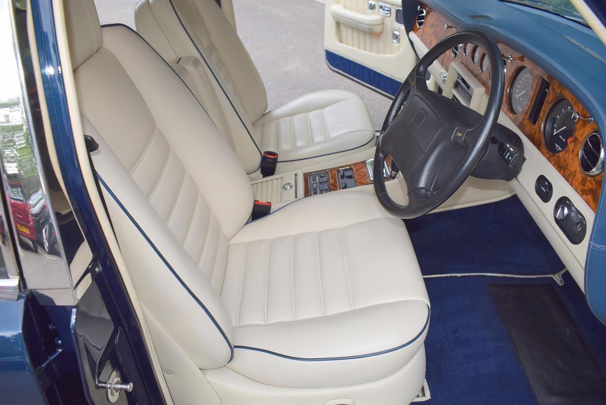 Used Bentley Brooklands 1994 for sale - 77559808: Photo 8
