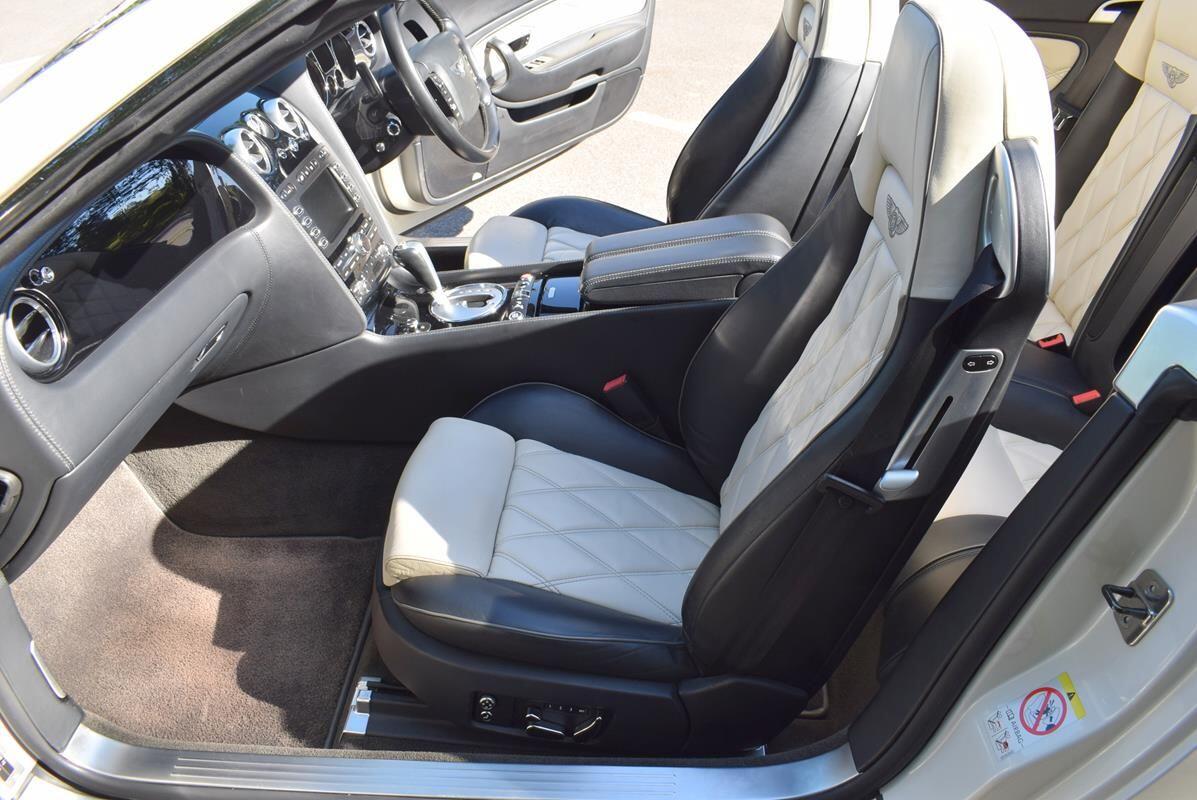 Used Bentley Continental 2010 for sale - 76936698: Photo 24