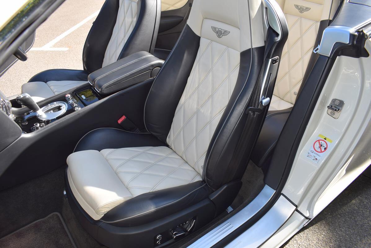 Used Bentley Continental 2010 for sale - 76936698: Photo 31