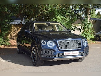Used Bentley Bentayga 2016 for sale - 76013000: Photo