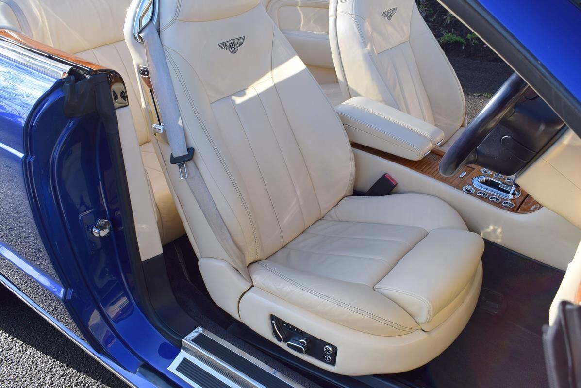 Used Bentley Azure 2007 for sale - 77613058: Photo 19