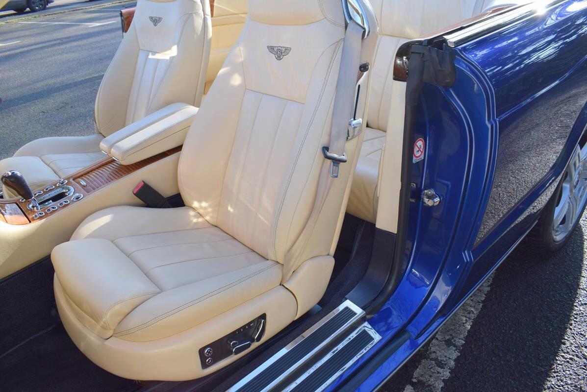 Used Bentley Azure 2007 for sale - 77613058: Photo 35
