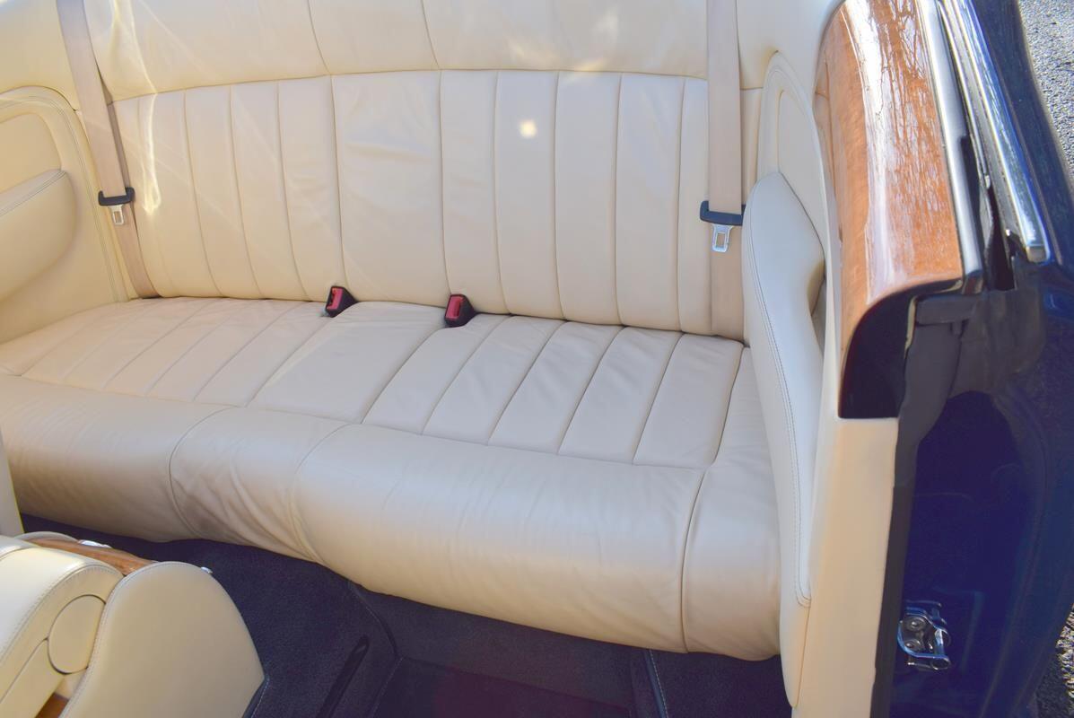 Used Bentley Azure 2007 for sale - 77613058: Photo 42