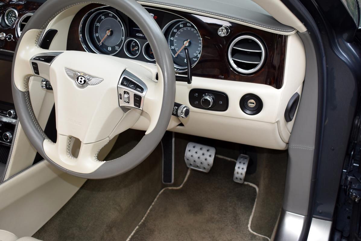 Used Bentley Flying Spur 2015 for sale - 76377807: Photo 12