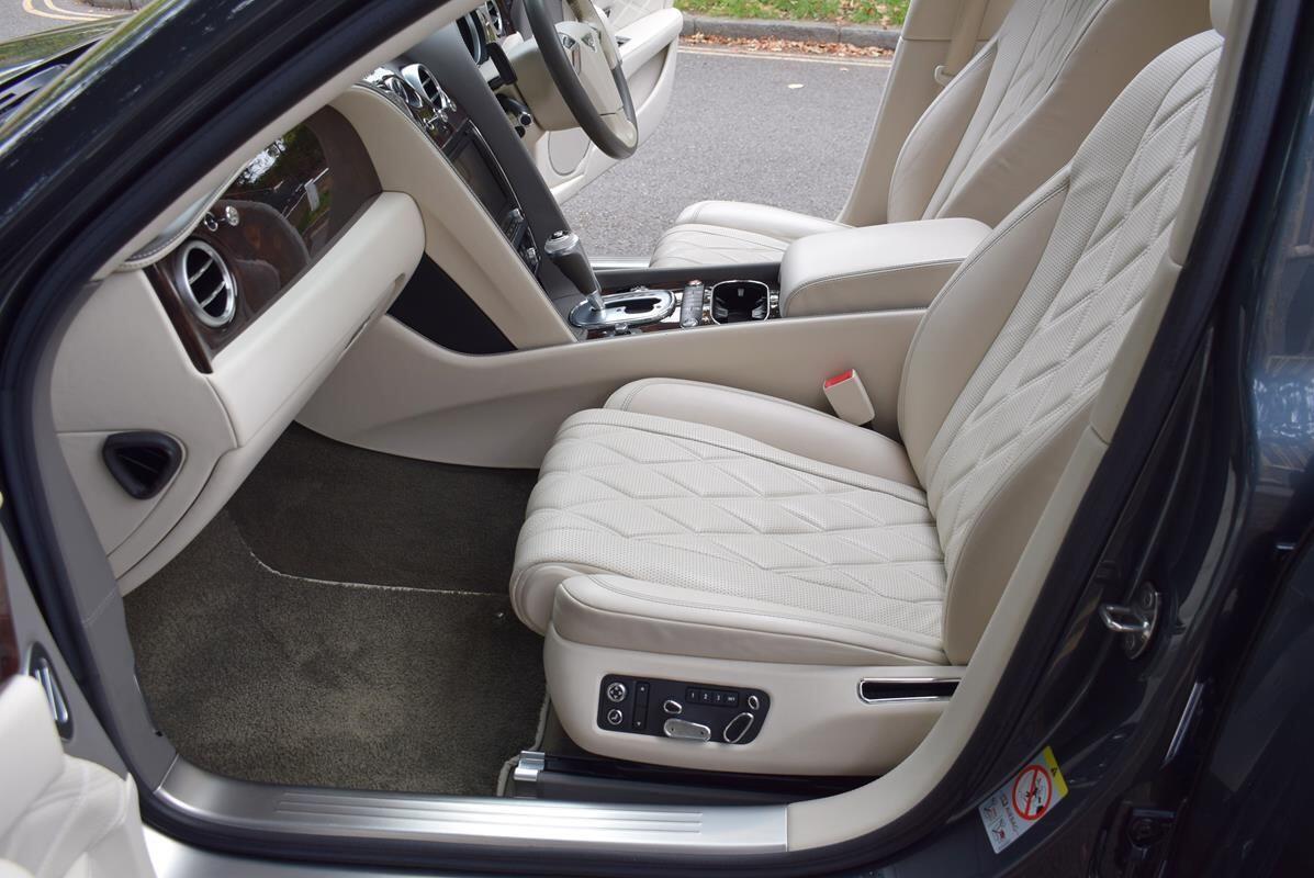 Used Bentley Flying Spur 2015 for sale - 76377807: Photo 19