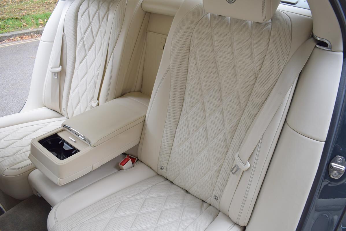 Used Bentley Flying Spur 2015 for sale - 76377807: Photo 35