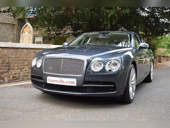 Used Bentley Flying Spur 2015 for sale - 76377807: Photo