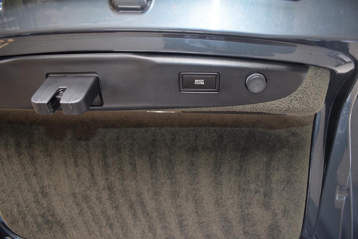 Used Bentley Flying Spur 2015 for sale - 76377807: Photo 61