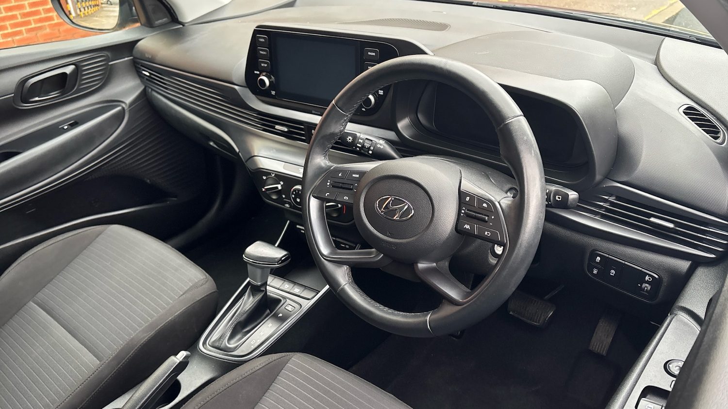 Used Hyundai i20 2022 for sale - 76393436: Photo 11