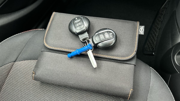 Used MINI Hatch 2015 for sale - 76265304: Photo 19