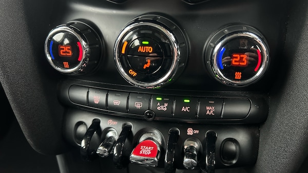 Used MINI Hatch 2015 for sale - 76265304: Photo 22
