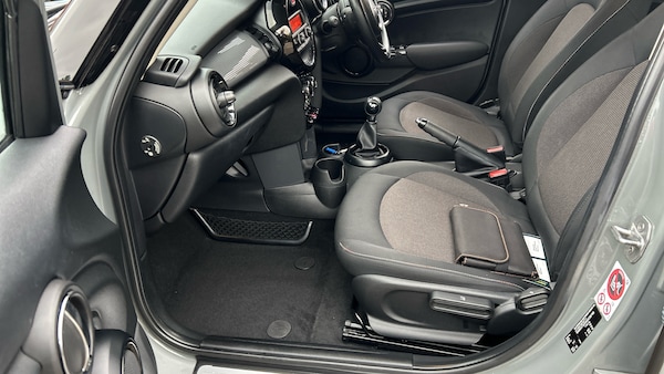 Used MINI Hatch 2015 for sale - 76265304: Photo 33