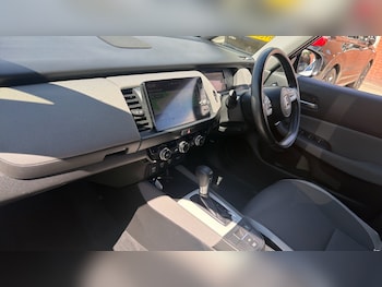Used Honda Jazz 2020 for sale - 79004221: Photo