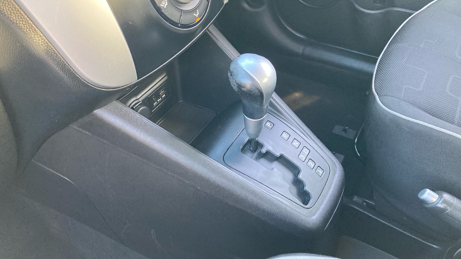 Used Kia Venga 2014 for sale - 77665538: Photo 13