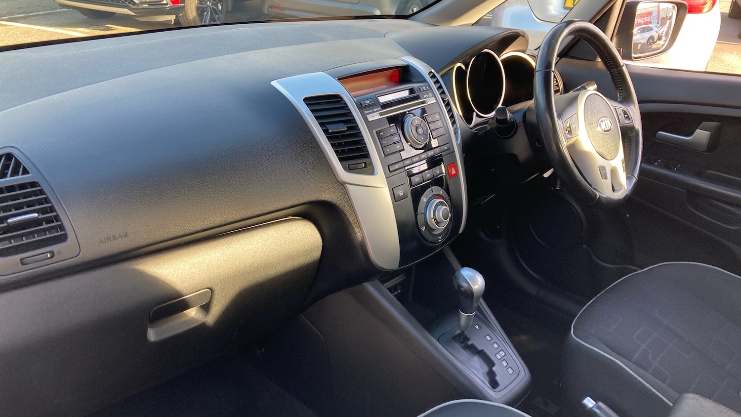 Used Kia Venga 2014 for sale - 77665538: Photo 9