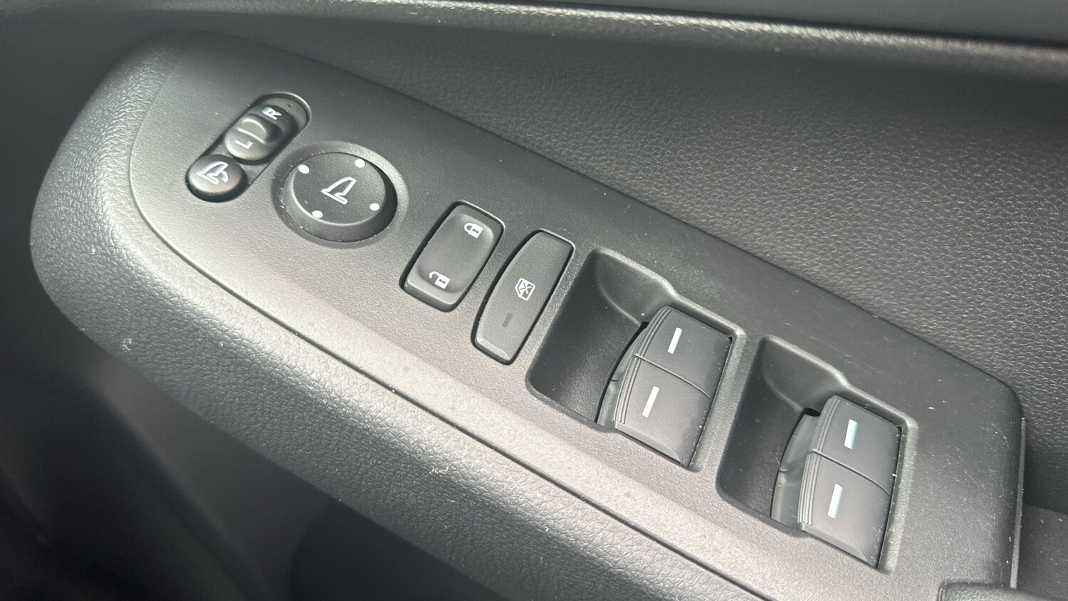 Used Honda HR-V 2021 for sale - 76791714: Photo 29