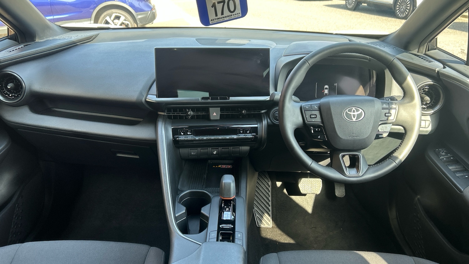 Used Toyota C-HR 2024 for sale - 78198685: Photo 10
