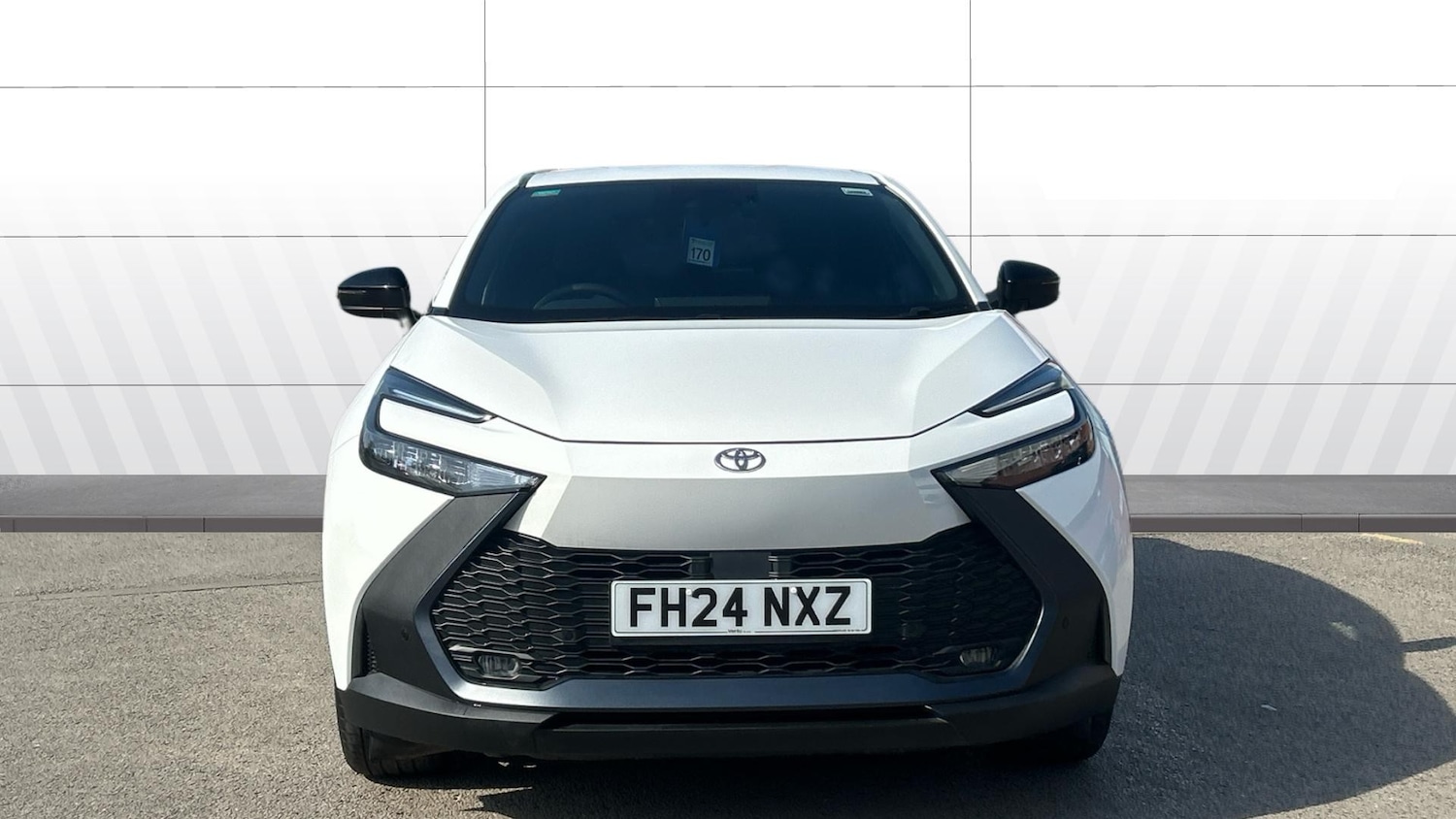 Used Toyota C-HR 2024 for sale - 78198685: Photo 3