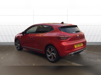 Used Renault Clio 2023 for sale - 76681577: Photo