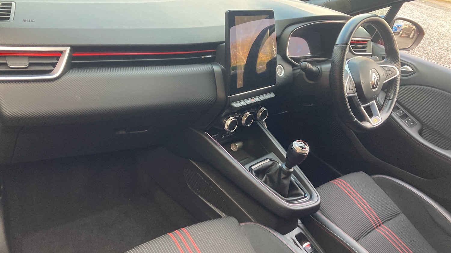 Used Renault Clio 2023 for sale - 76681577: Photo 9