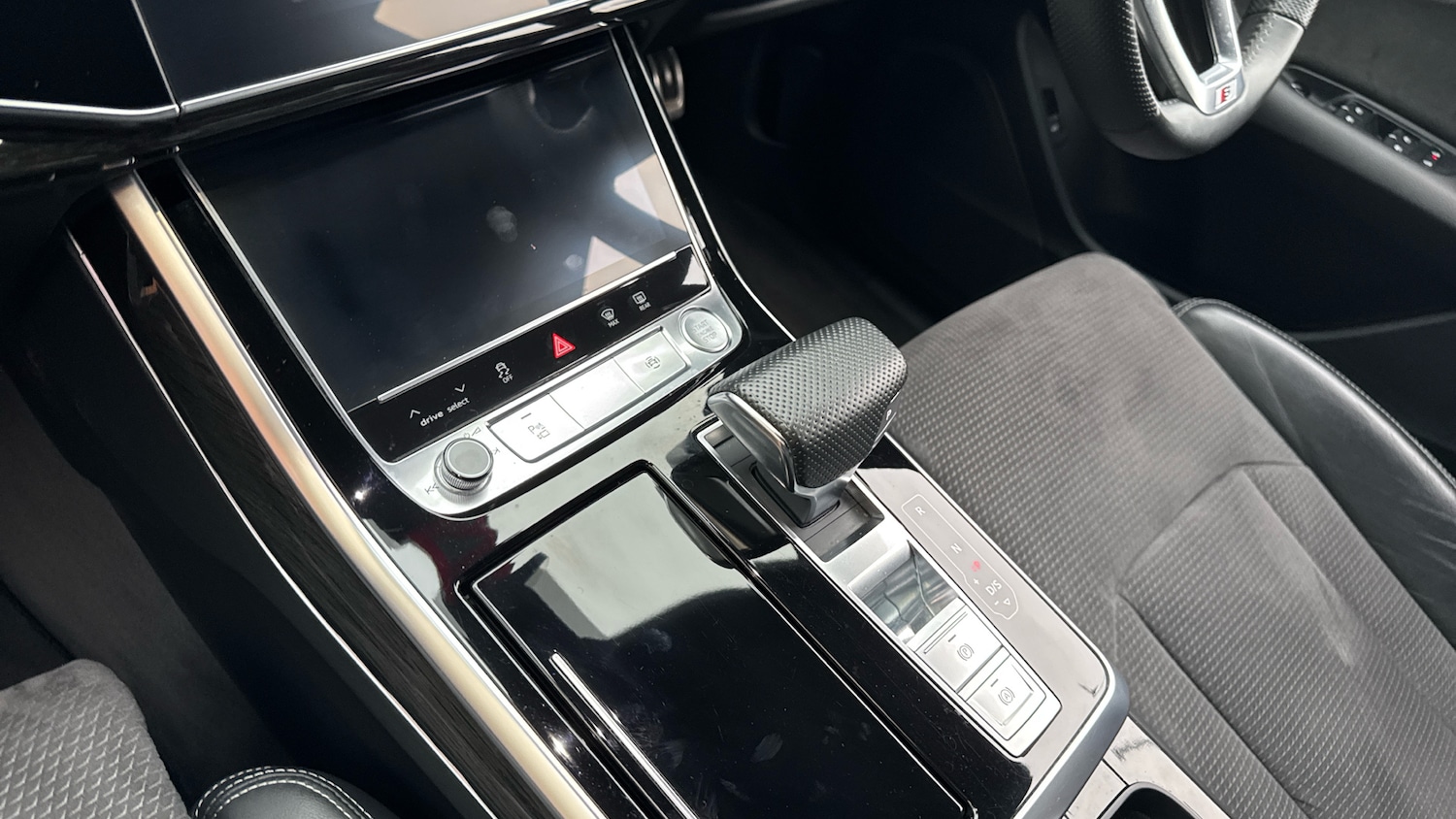 Used Audi Q8 2019 for sale - 76968737: Photo 13