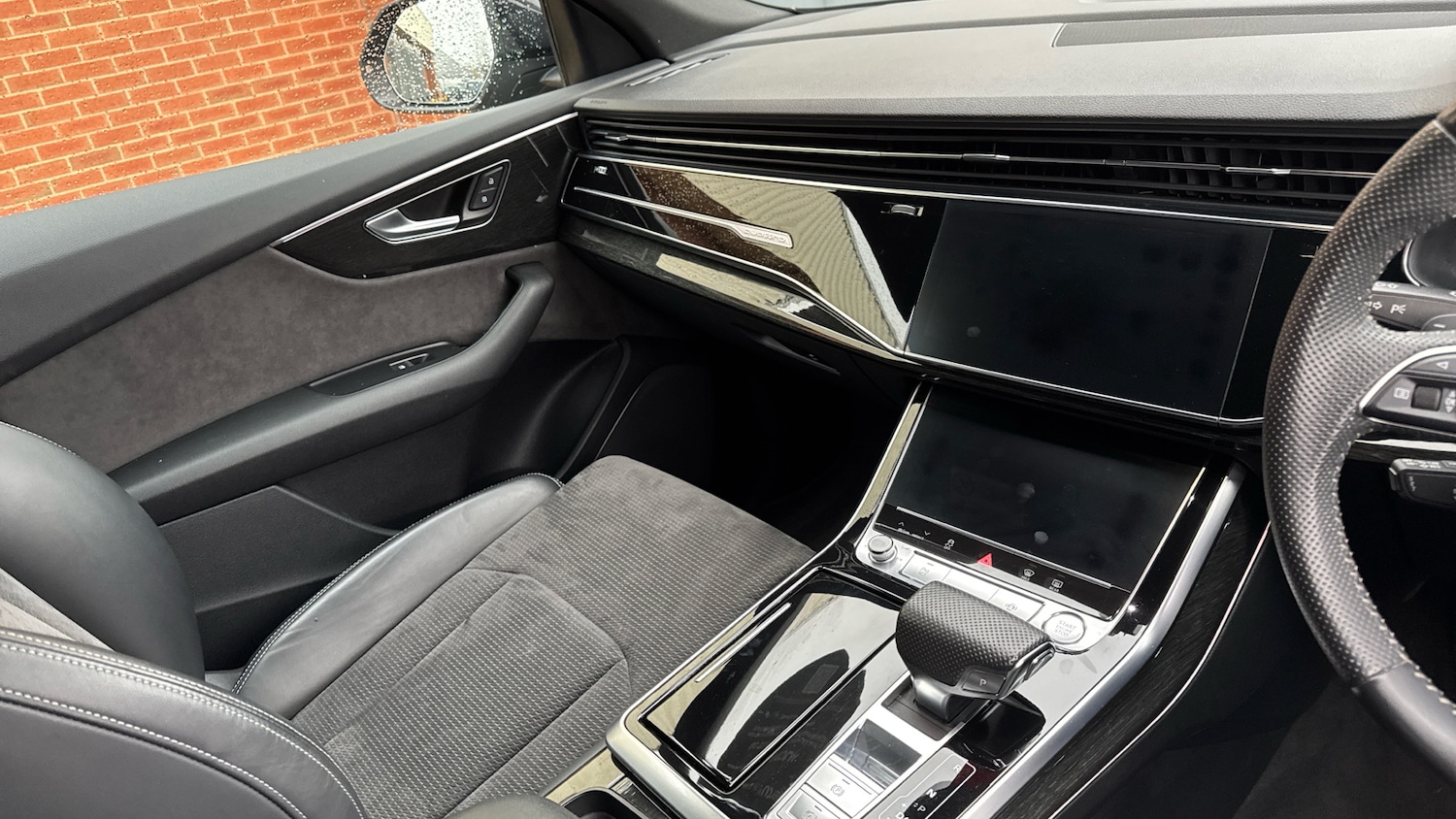 Used Audi Q8 2019 for sale - 76968737: Photo 14