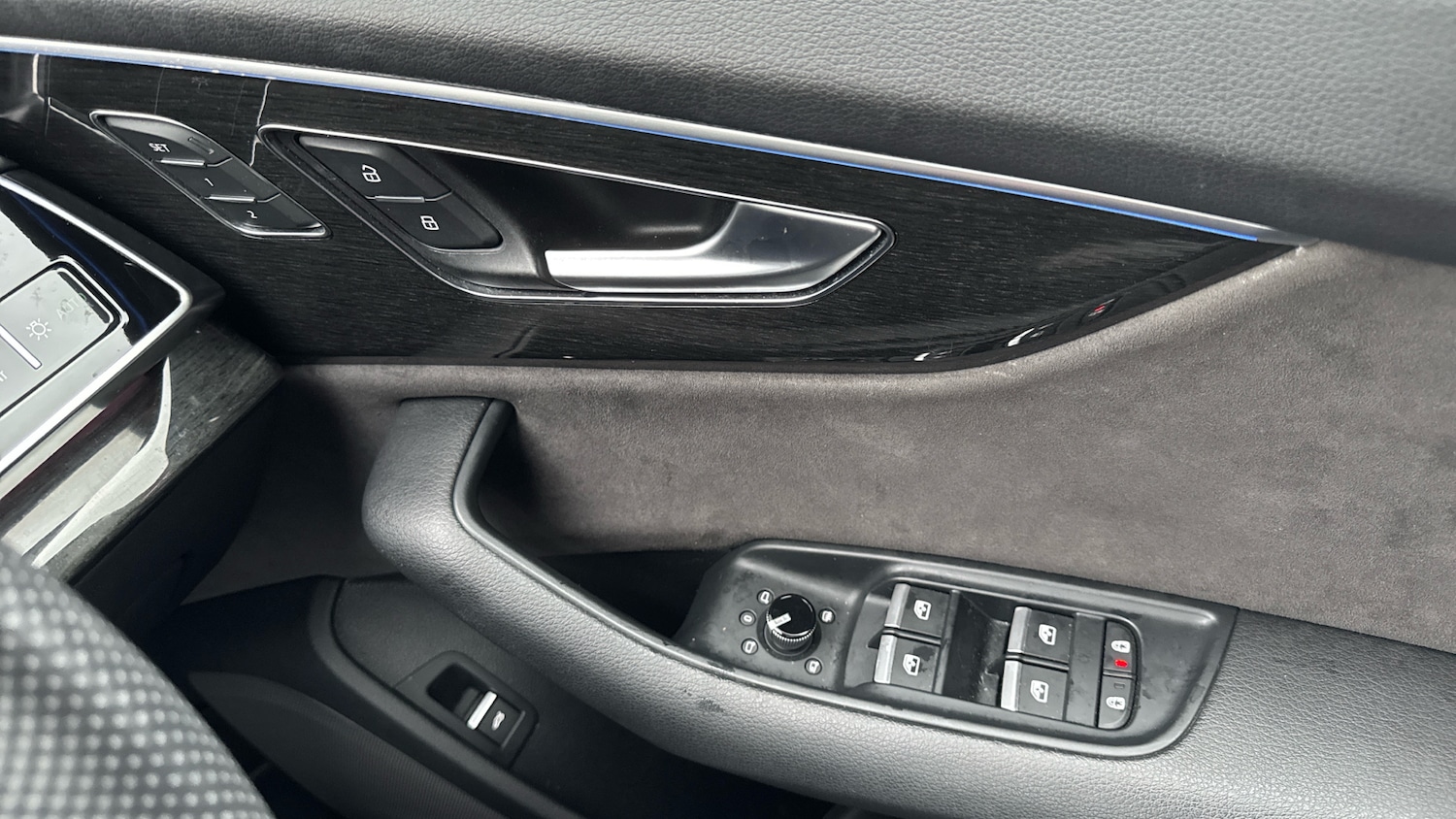 Used Audi Q8 2019 for sale - 76968737: Photo 25