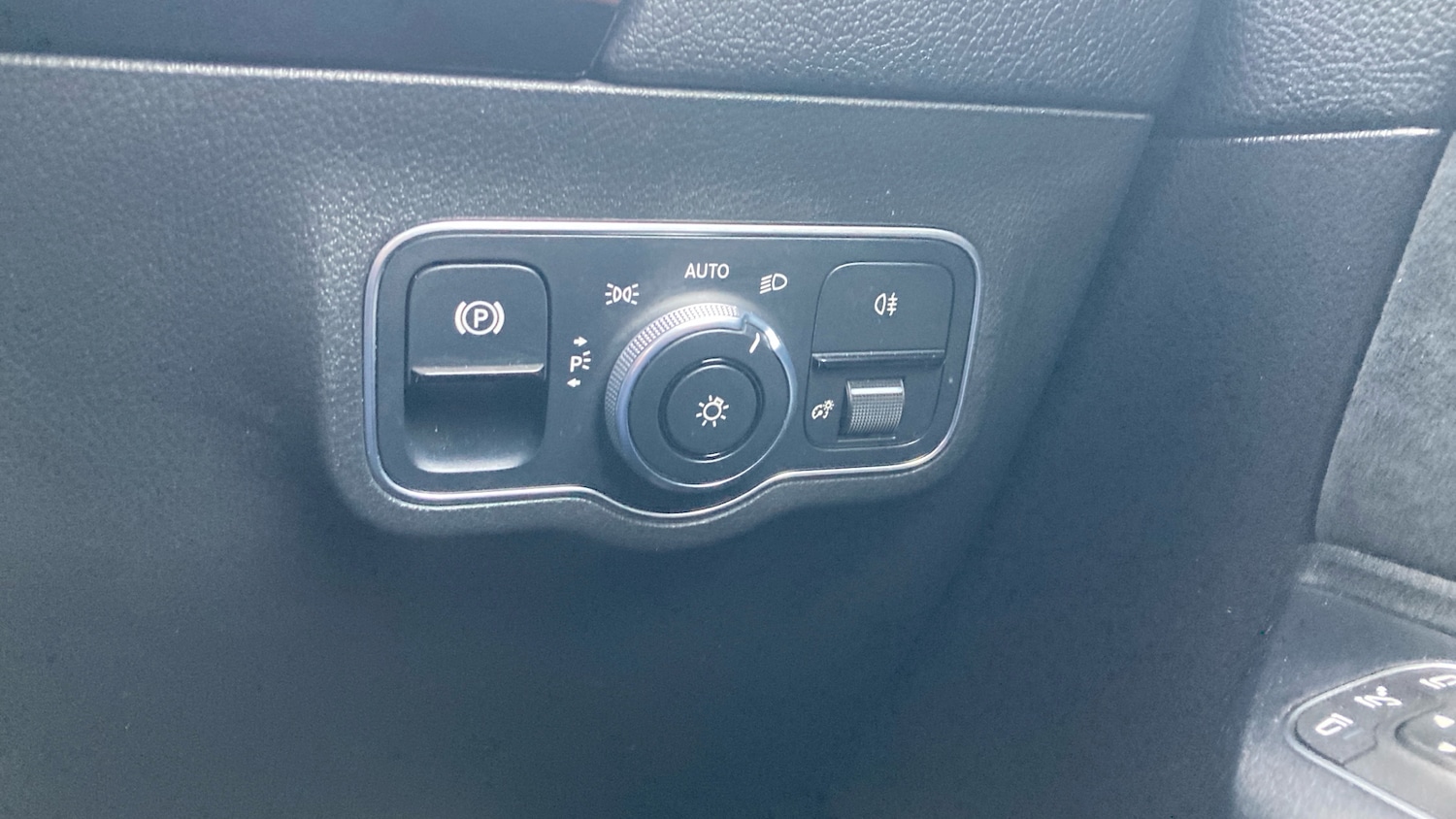 Used Mercedes-Benz B Class 2020 for sale - 77555221: Photo 23