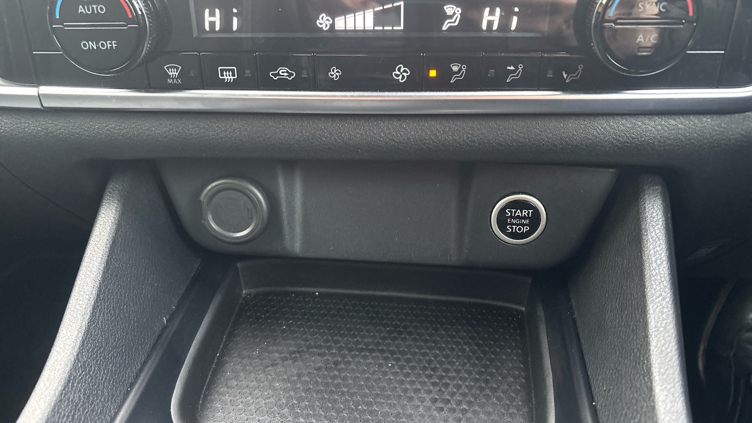 Used Nissan Qashqai 2023 for sale - 77137501: Photo 40