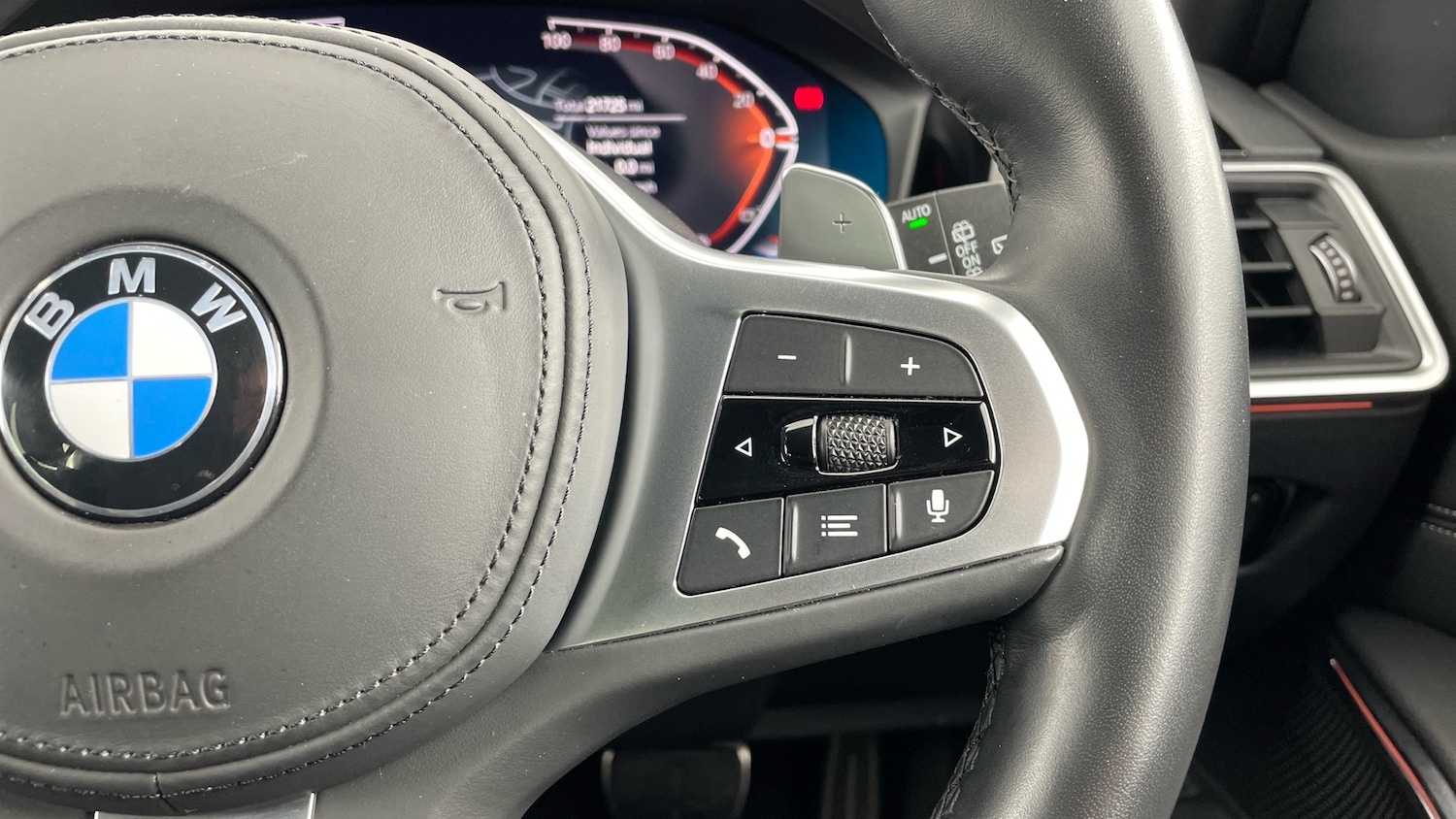 Used BMW 3 Series 2022 for sale - 78078035: Photo 18