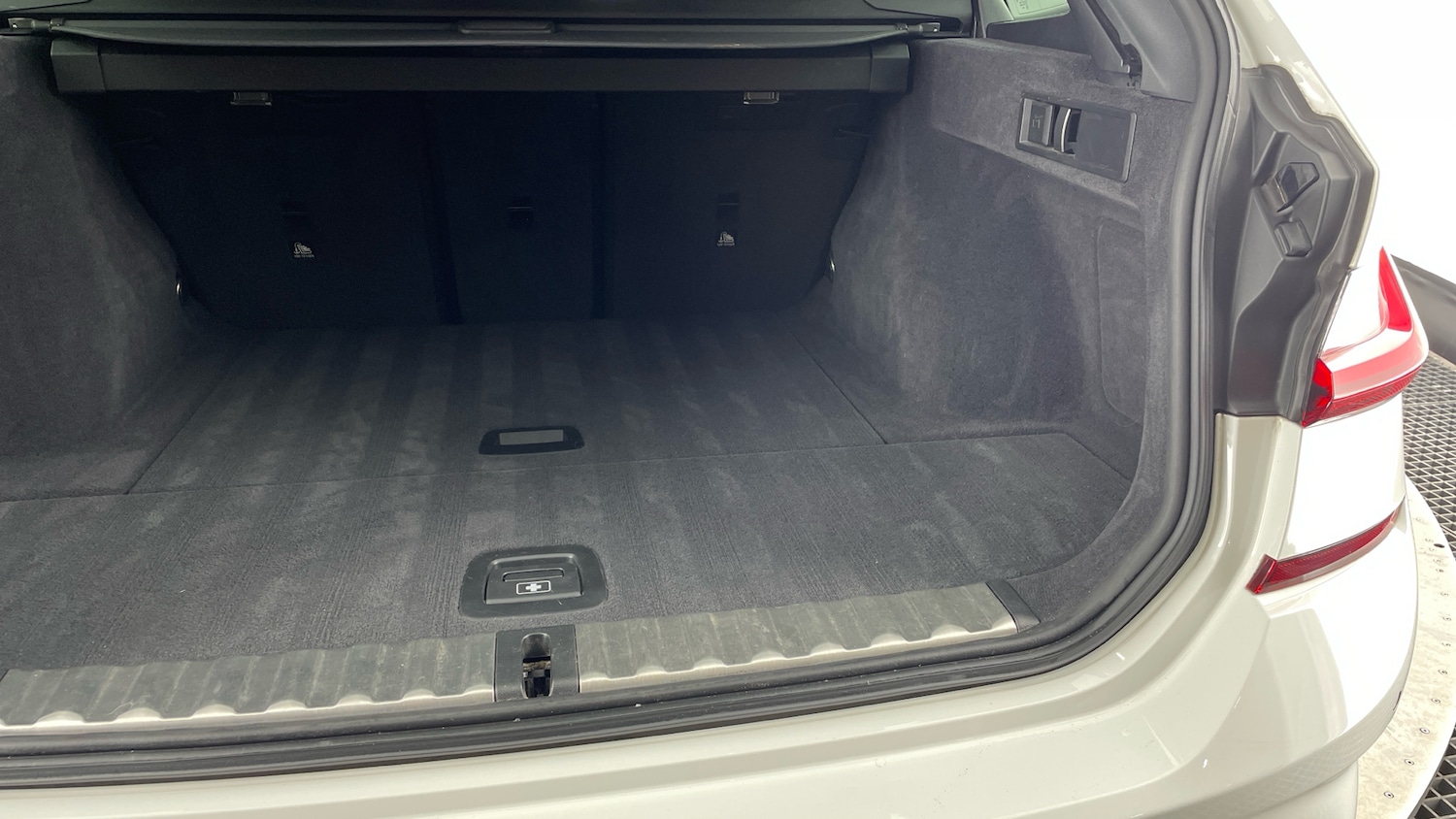 Used BMW 3 Series 2022 for sale - 78078035: Photo 39