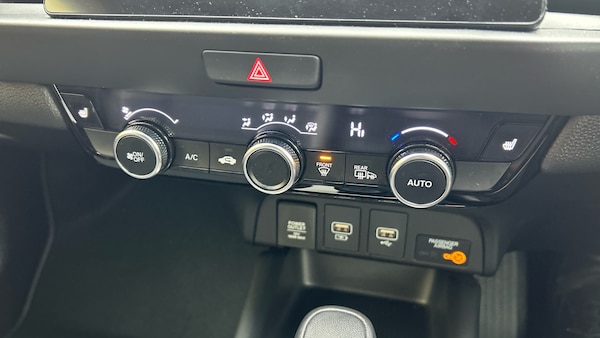 Used Honda Jazz 2023 for sale - 76117344: Photo 17