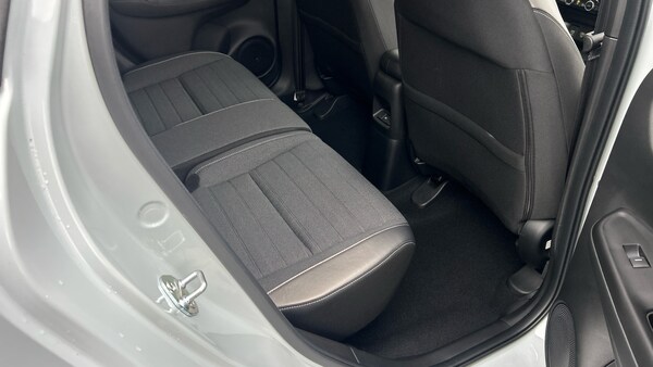 Used Honda Jazz 2023 for sale - 76117344: Photo 38