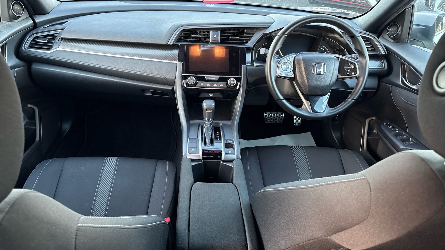 Used Honda Civic 2018 for sale - 77186766: Photo 4