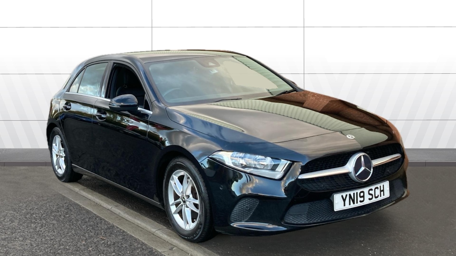 Used Mercedes-Benz A-Class 2019 for sale - 76393422: Photo 1