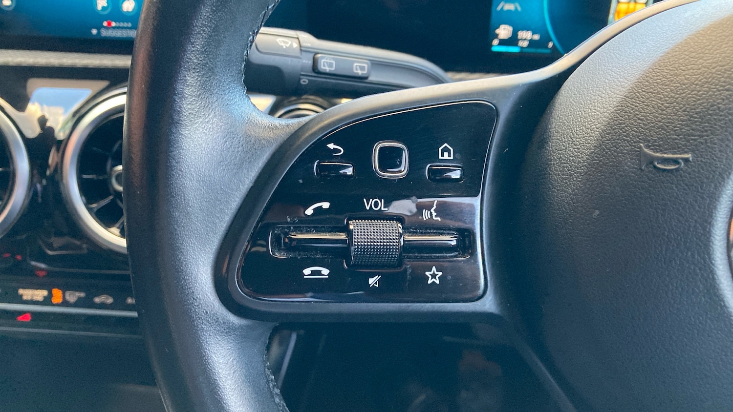 Used Mercedes-Benz A-Class 2019 for sale - 76393422: Photo 22