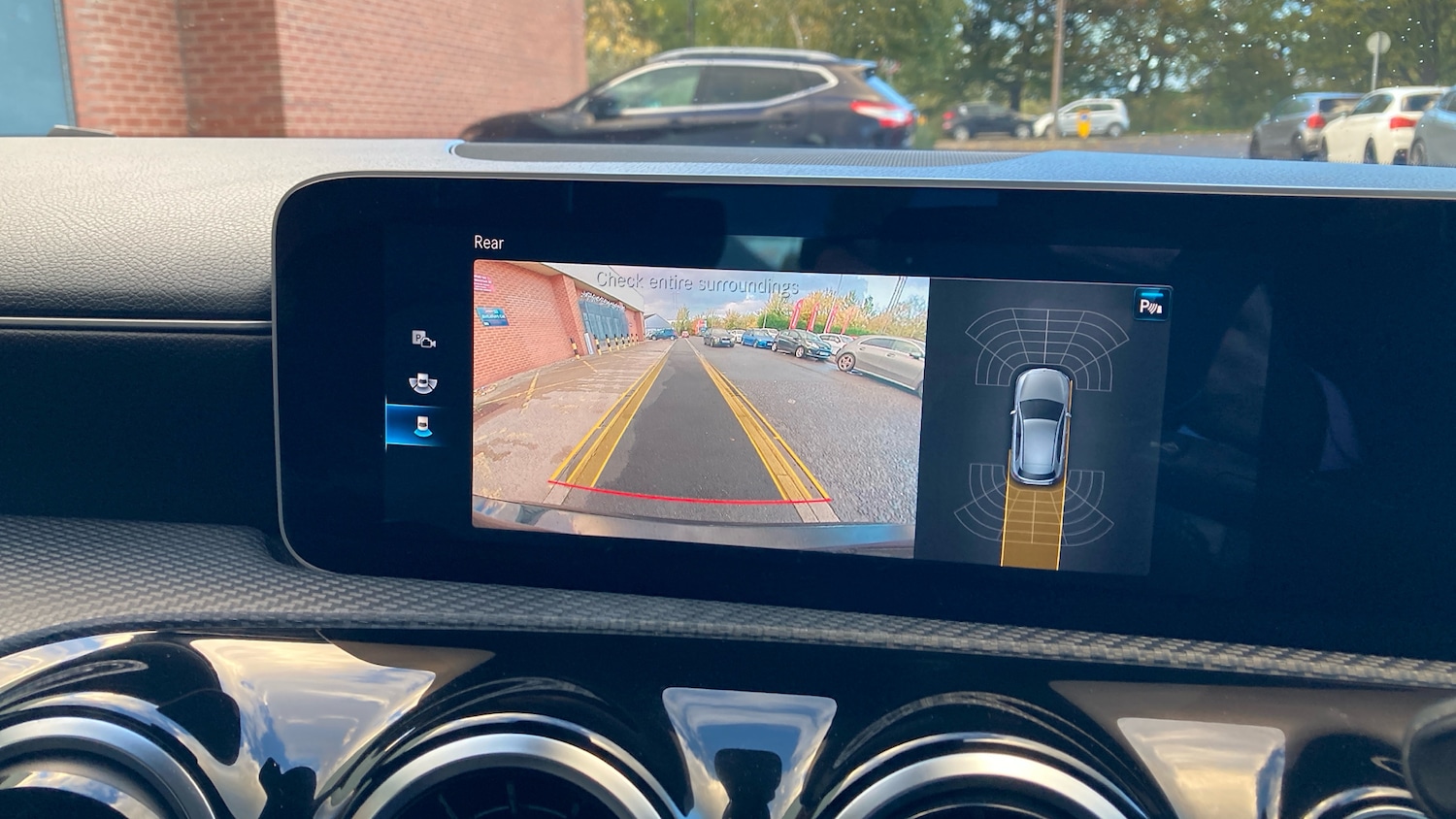 Used Mercedes-Benz A-Class 2019 for sale - 76393422: Photo 31